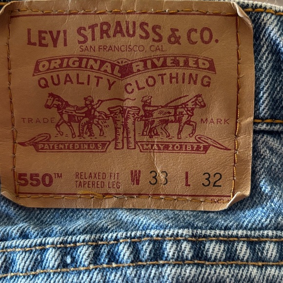 Levis Jeans 550 Relaxed Fit Tapered Leg Mens Size 38x32 USA - Picture 4 of 7